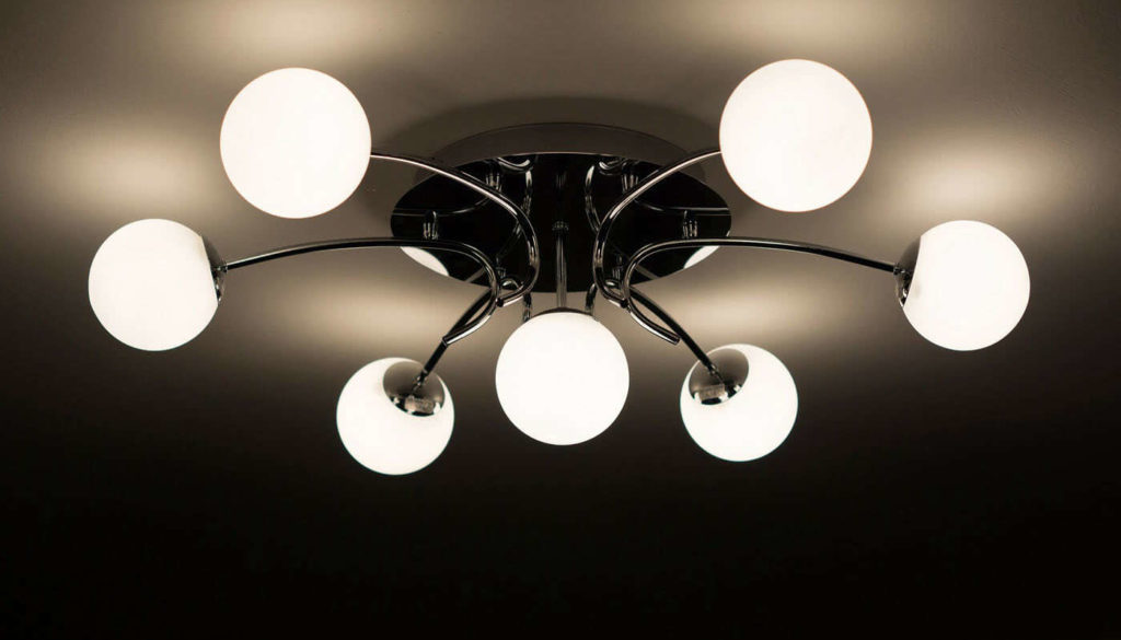 ceiling-lamp-335975_1920